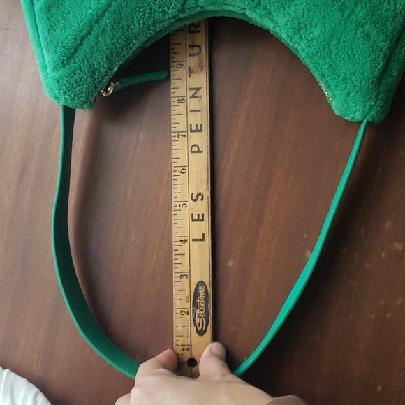 H&M green fuzzy shoulder bag purse - Picture 5 of 7